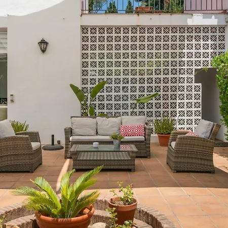 Magnificent 5-bedroom Villa Marbella