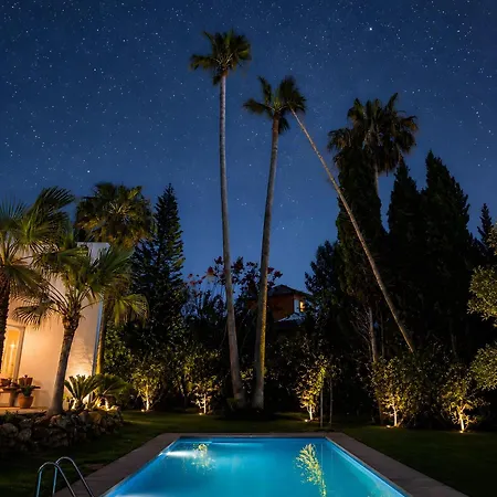 Magnificent 5-bedroom Villa