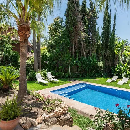 Magnificent 5-bedroom Villa Marbella